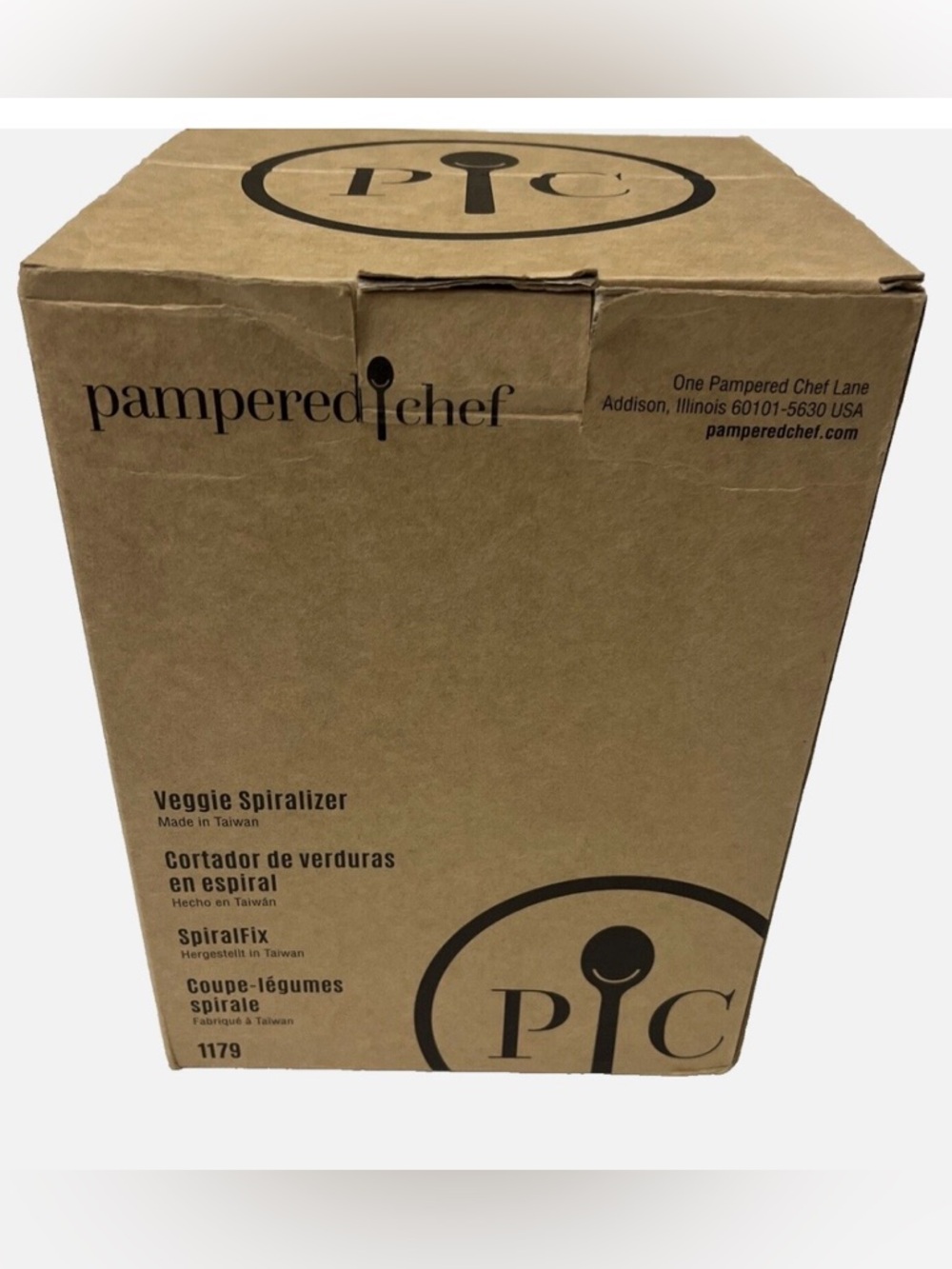 Pampered Chef Black Veggie Spiralizer Kit
NEW IN BOX - Picture 2 of 5